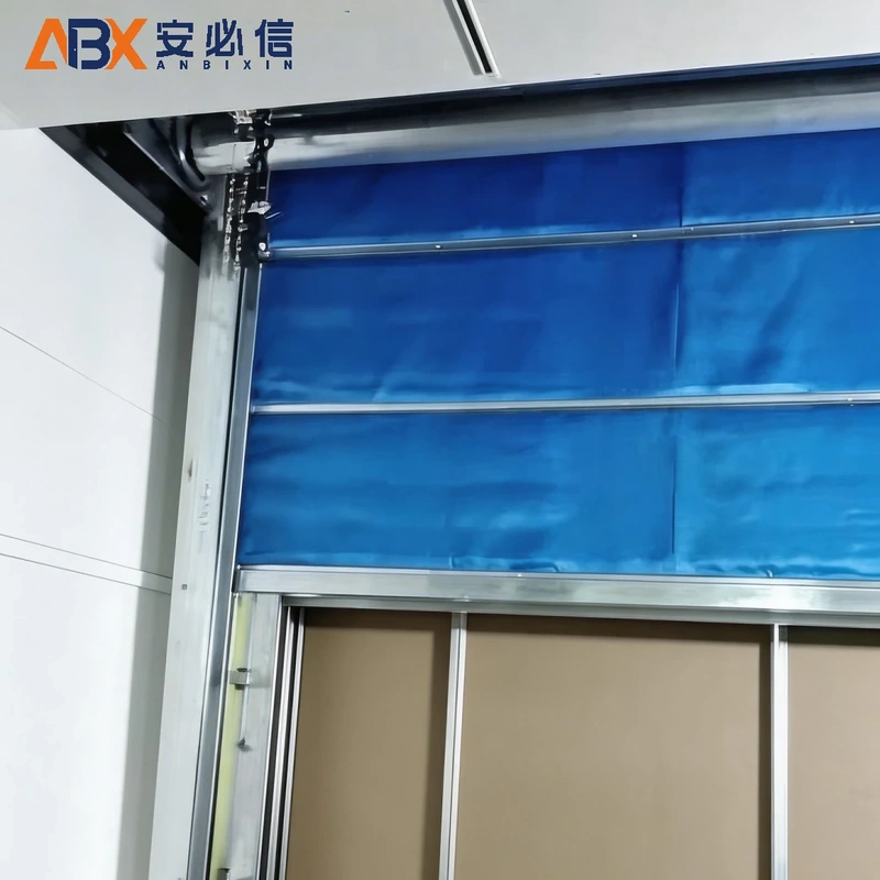 阿坝藏族羌族软帘堆积门